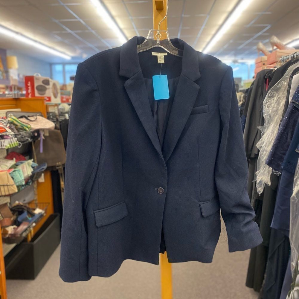 🛍️ Adrienne Vittadini XLarge Black Blazer